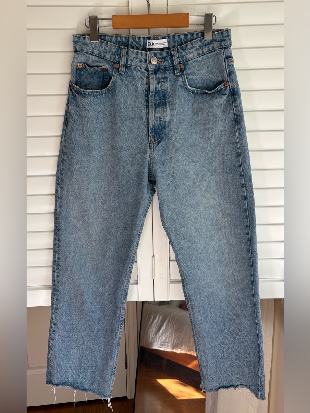 Zara jeans size 8 high rise